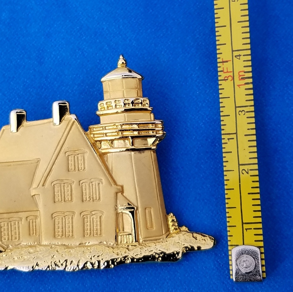 JJ Jonette Lighthouse Pin - Picture 5 of 5